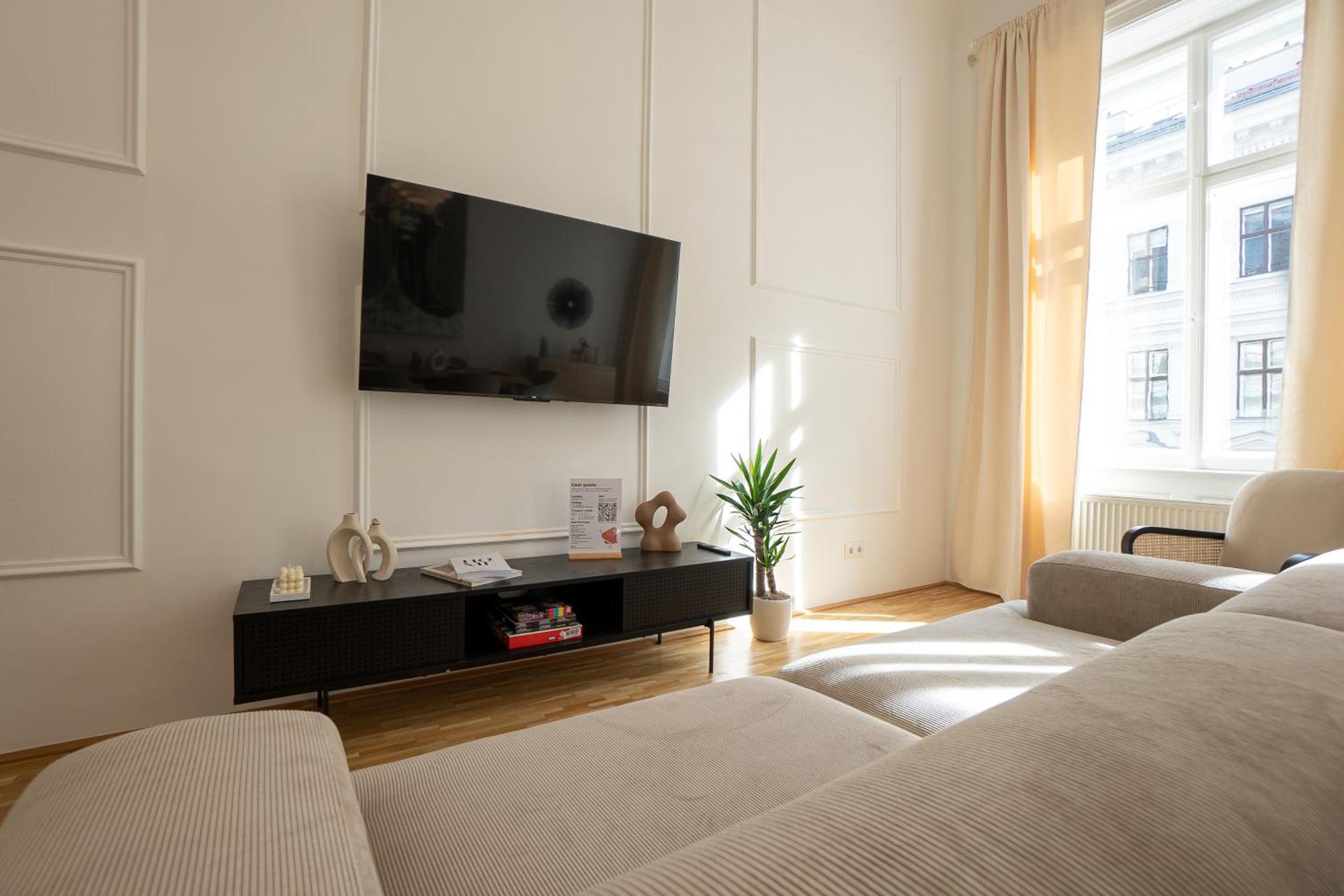 Apartment In The City *