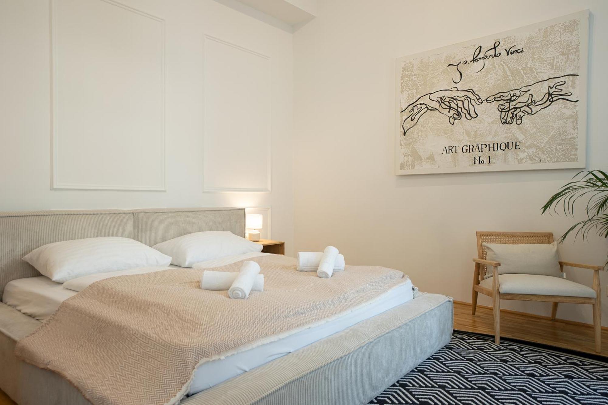 Vibrant 107 M2 Flat In The Center * Wien
